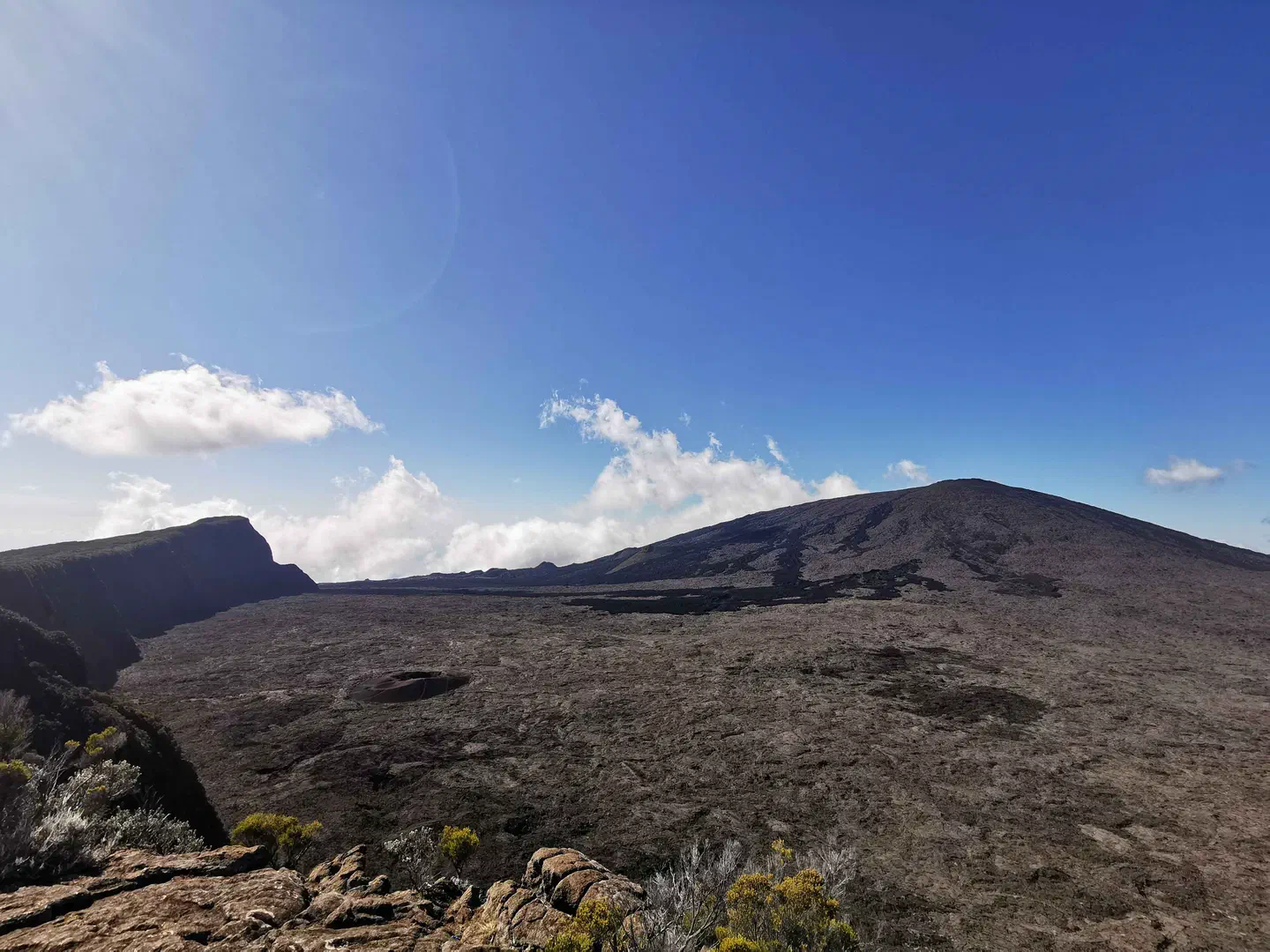 De retour au parking avec vue sur le volcan