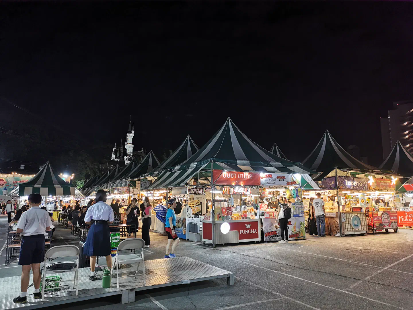 Liabduan Danneramit Night Market