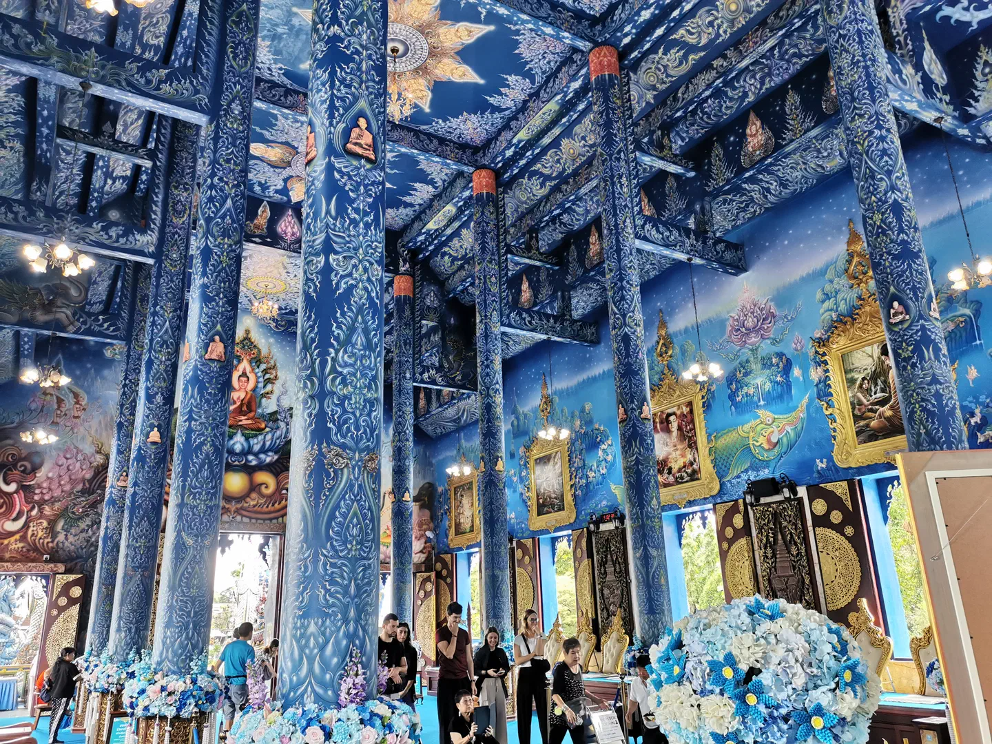 Wat Rong Suea Ten - intérieur